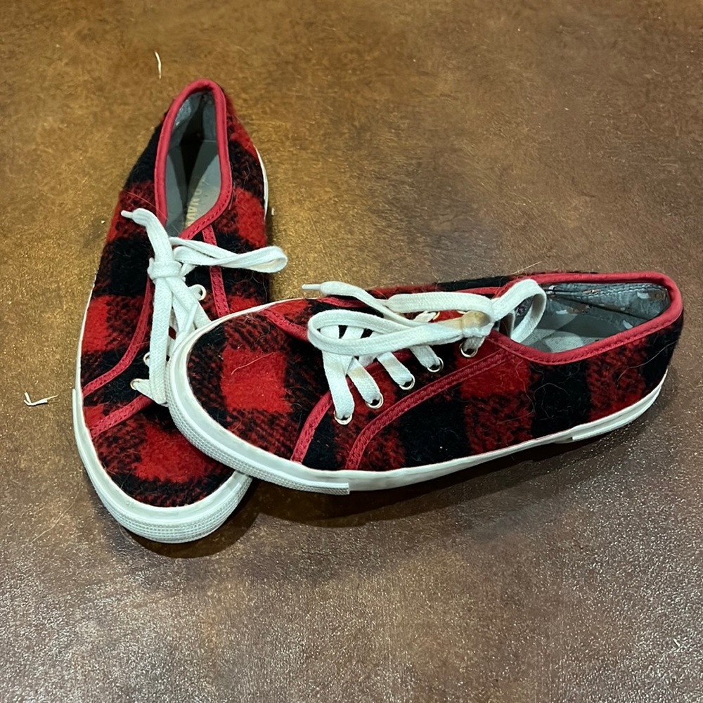 Buffalo red plaid shoes